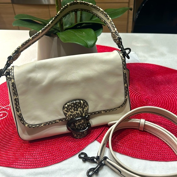 Coach Tabby Soft Leather With Snakeskin Detail Shoulder Bag in Cream - Picture 3 of 11